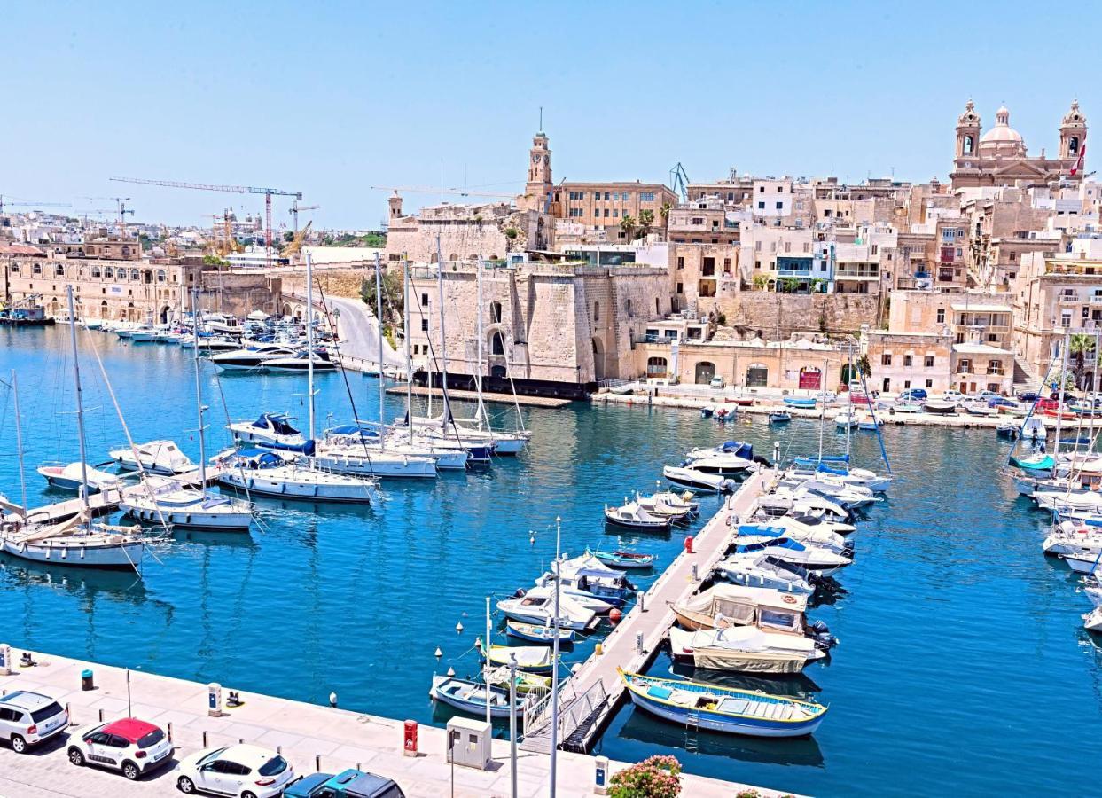 Vittoriosa' Seafront 2 Bed Highly Furnished Apartment Exterior photo