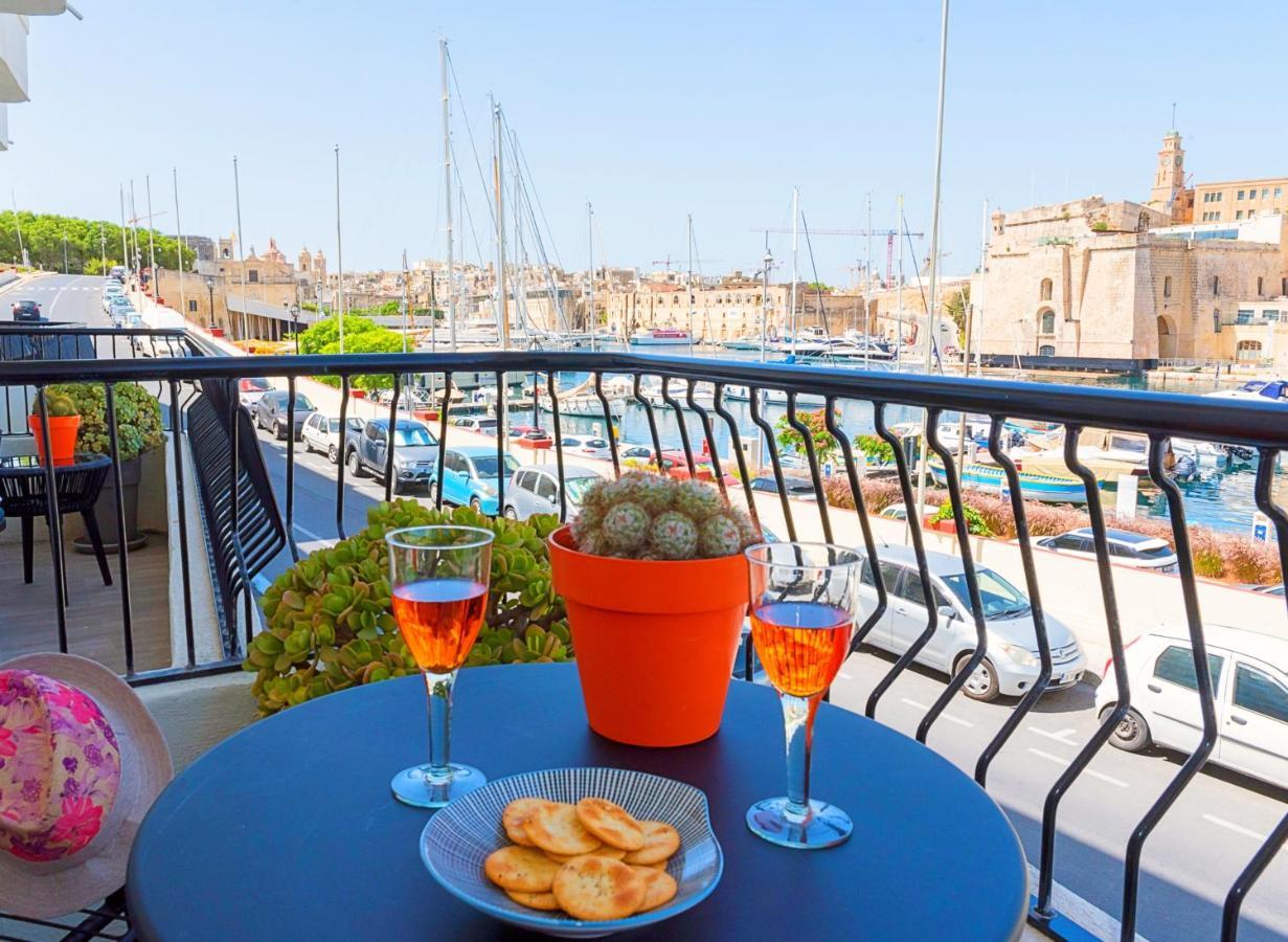 Vittoriosa' Seafront 2 Bed Highly Furnished Apartment Exterior photo