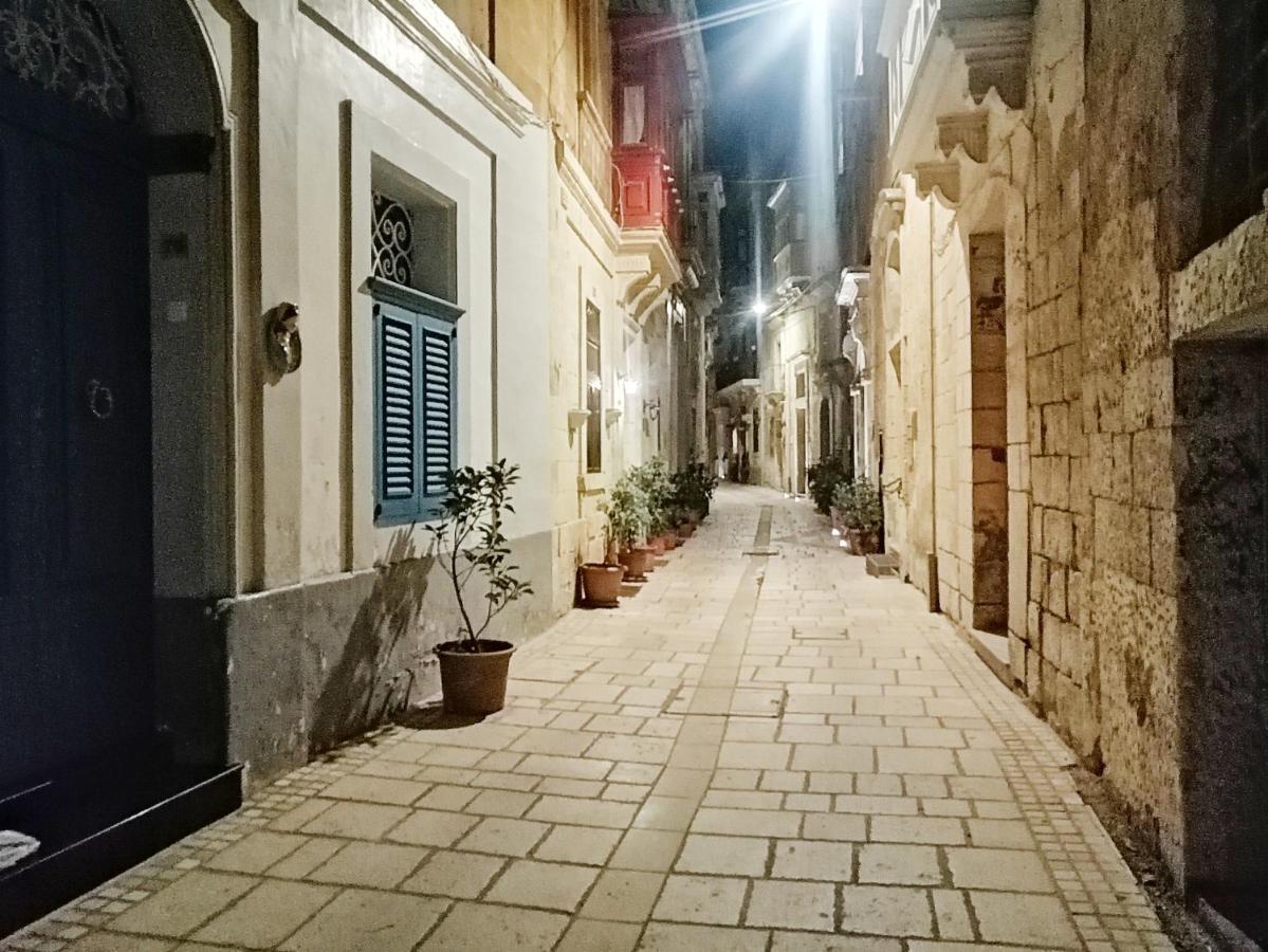 Vittoriosa' Seafront 2 Bed Highly Furnished Apartment Exterior photo