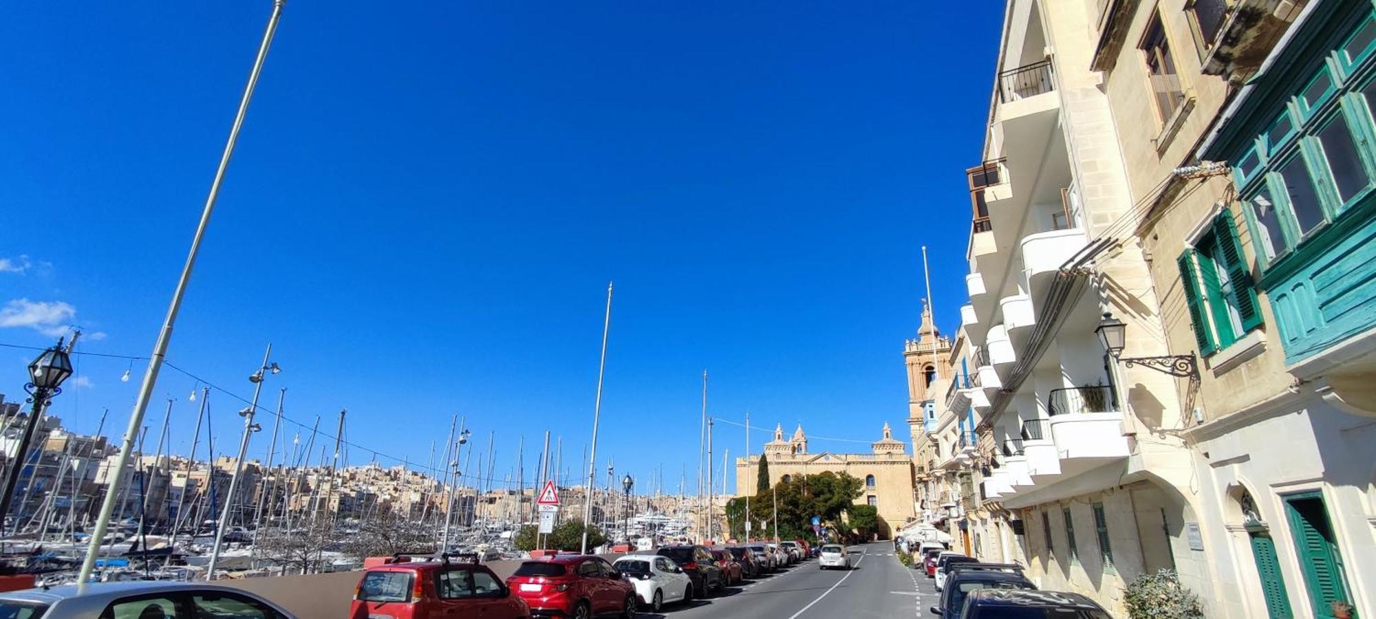 Vittoriosa' Seafront 2 Bed Highly Furnished Apartment Exterior photo
